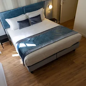 At St. Peter Rooms&apartment , Roma Italia