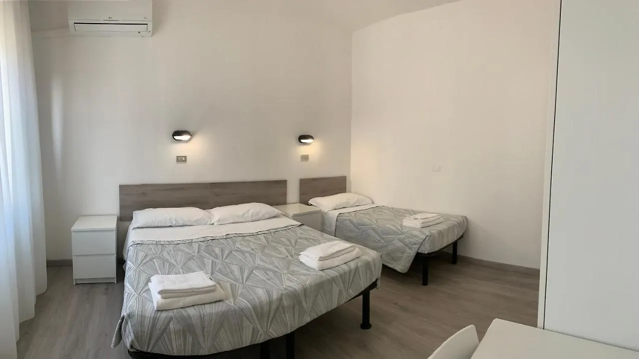 Hotel Laika Rimini 2*,